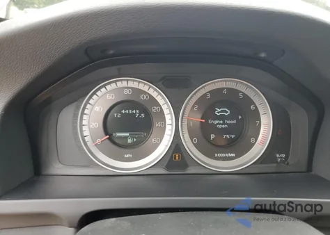 2013 Volvo S60 T5 z USA, uszkodzony, nr VIN YV1612FS5D2180639